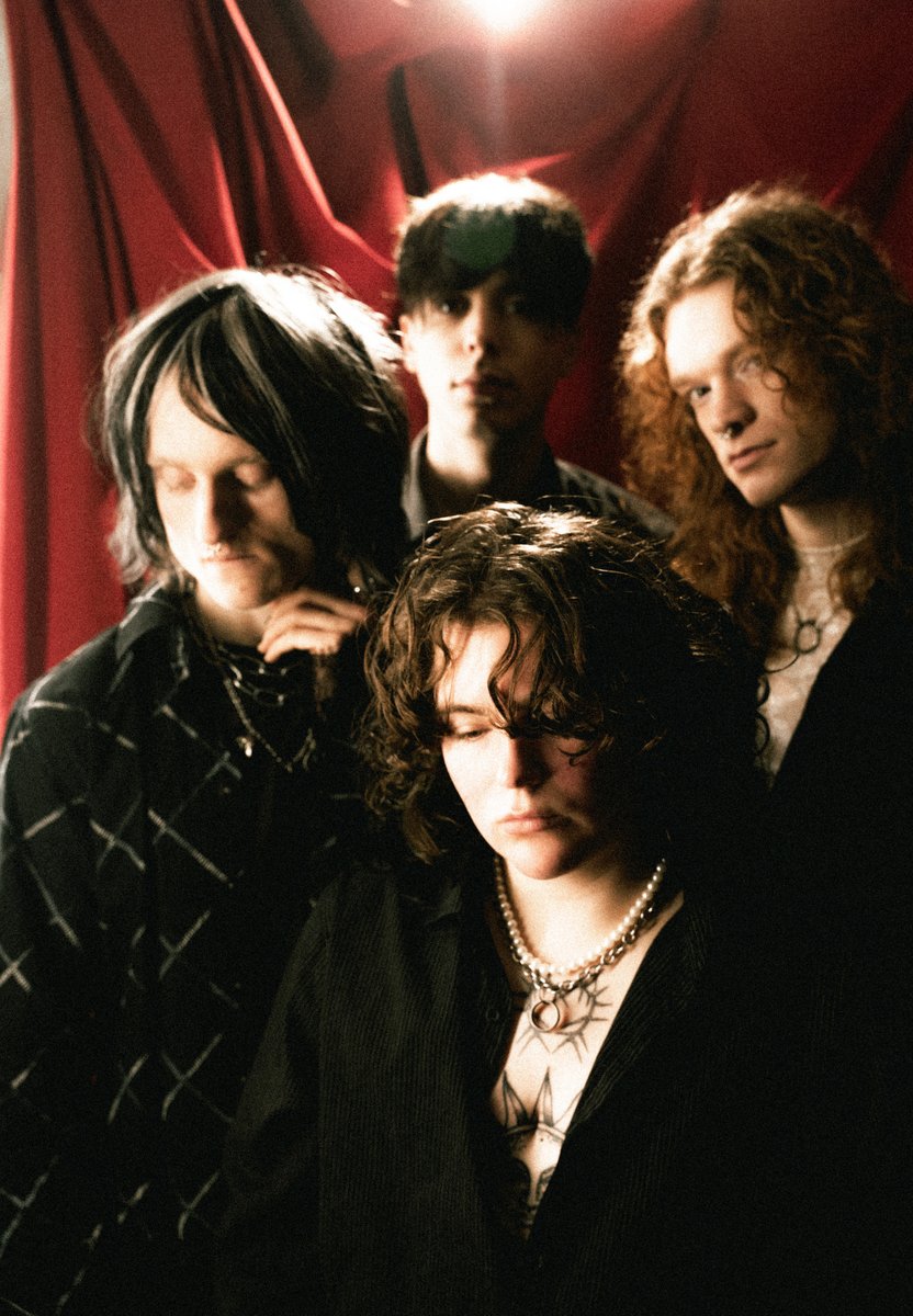 Leeds quartet <a href="/Artiomusic/">Artio</a> bring the brilliantly creative (and heavy) new single 'Split Soul' to the table. Out now via <a href="/Jawdroppermgmt/">Jawdropper Music</a> : listenwithmonger.blogspot.com/2025/05/artio-…