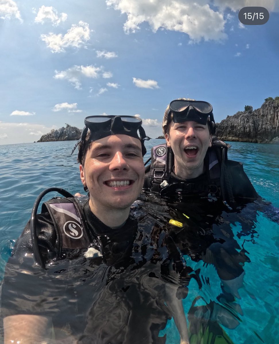 djdapb's tweet image. TEARS IN MY EYES STUPID BOYFRIENDS