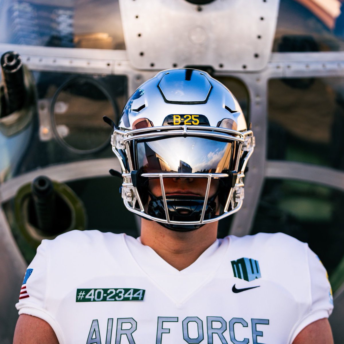 dorr_adel's tweet image. After an exciting phone call with @CoachStubbs I am blessed to announce I have received an offer from the Air Force Academy! #AGTG 
@AF_Football @issaquahfb @TFordFSP @BrandonHuffman @PrepRedzoneWA @NickFarman55