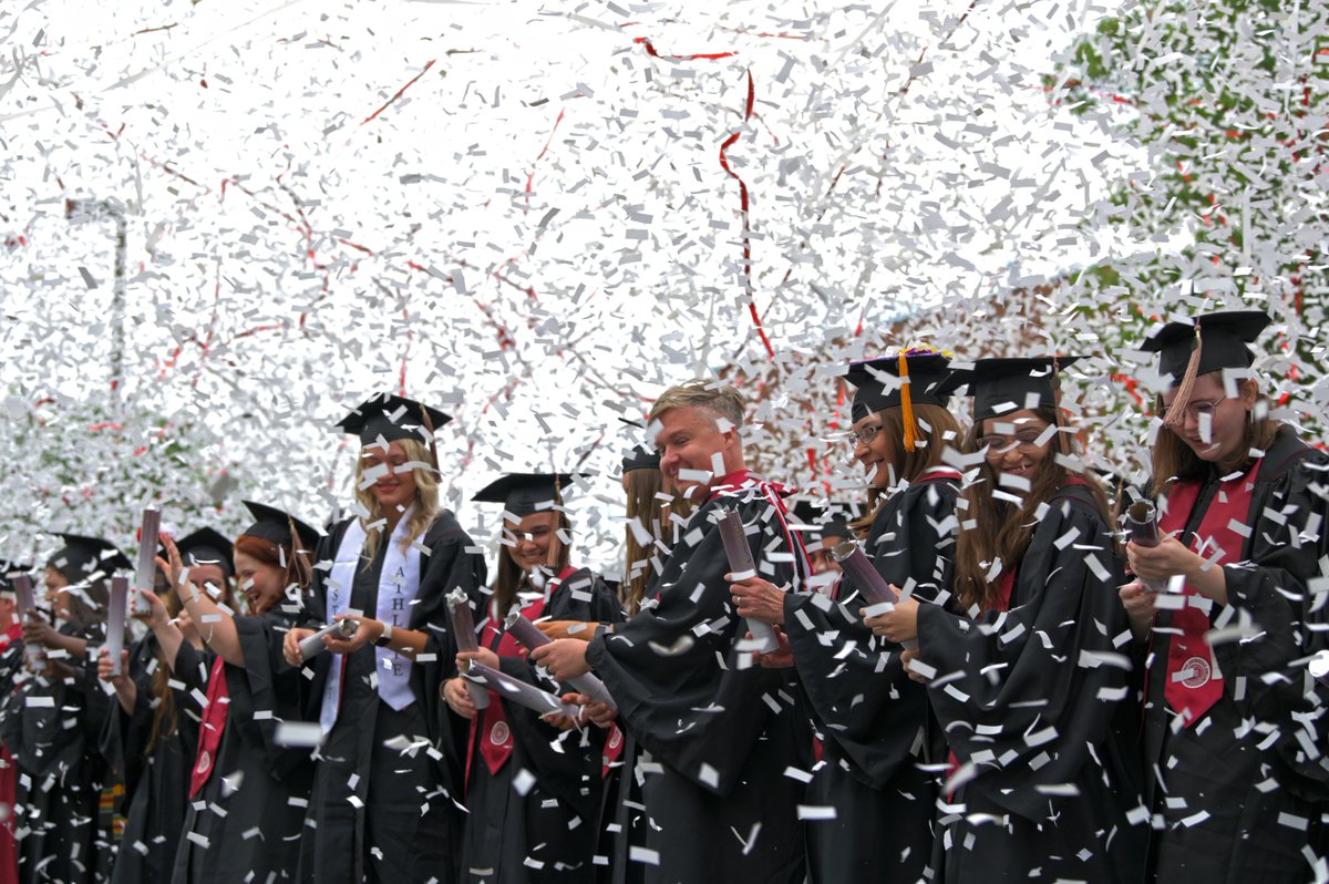 Congratulations IU Southeast Class of 2025! You did it! Watch this space for more photos and videos of the big day as the week goes on.