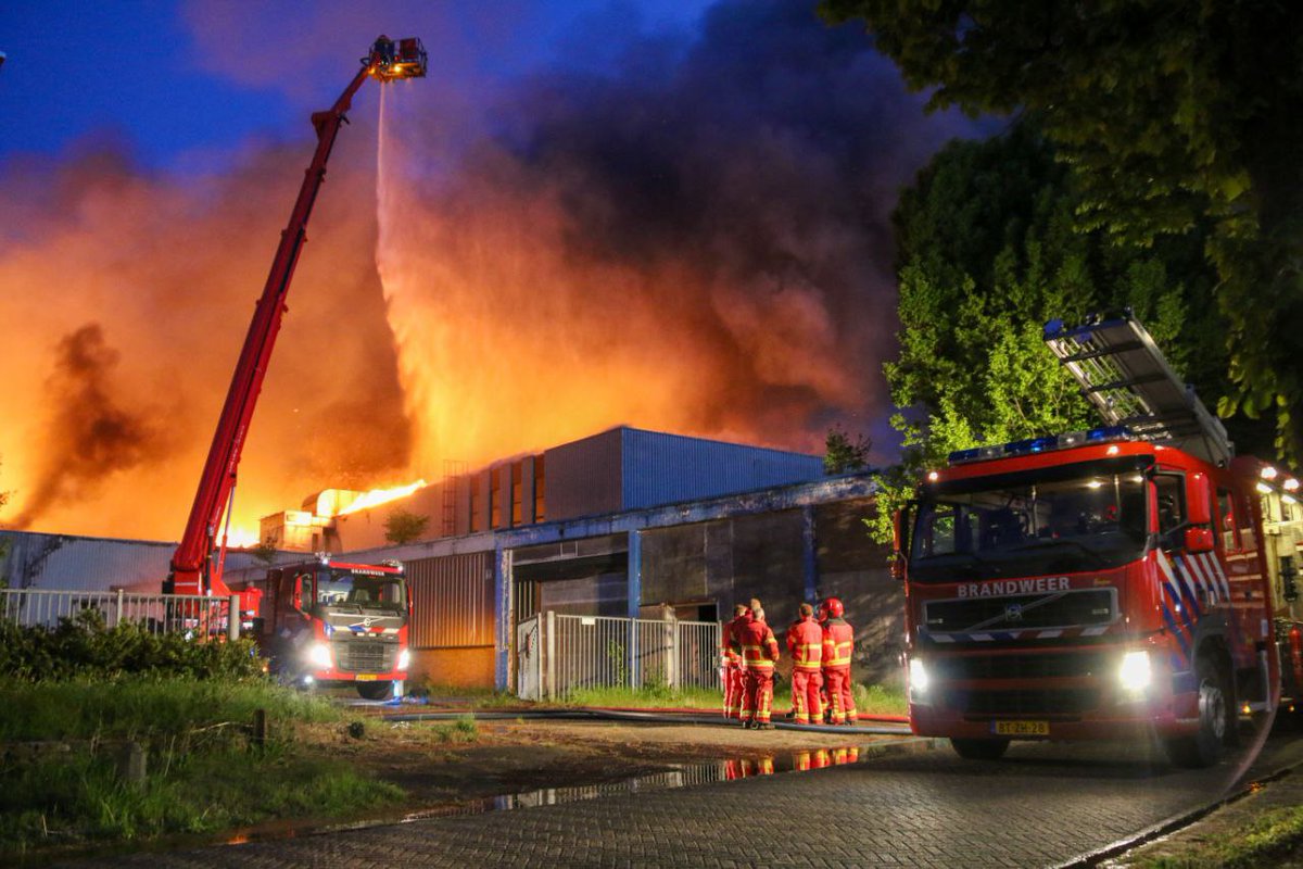 Zeer Grote Brand bij HempFlax in Oude Pekela