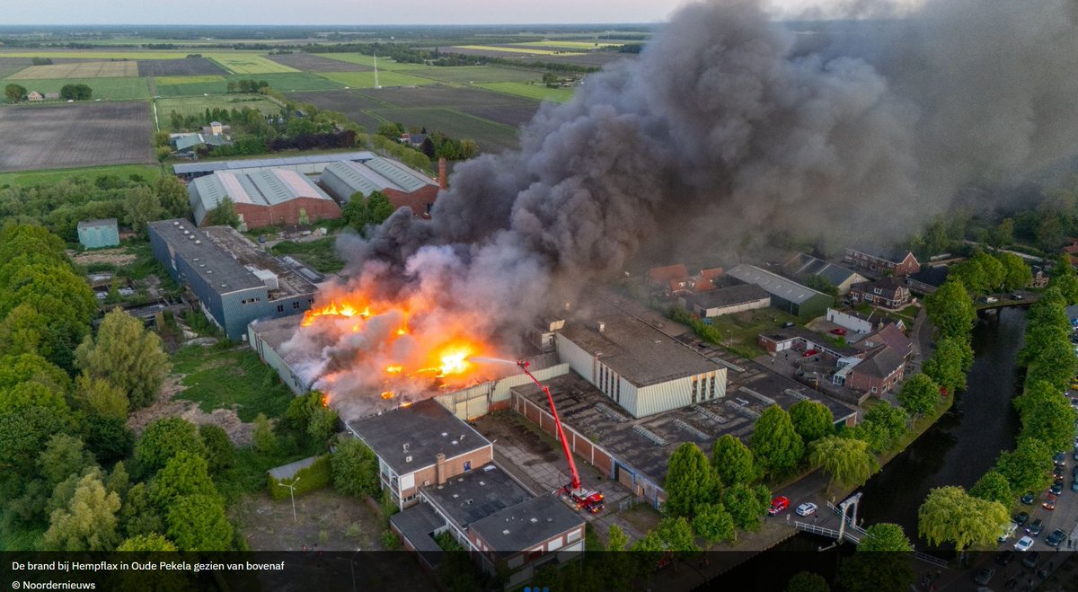Brand in Oude Pekela in beeld