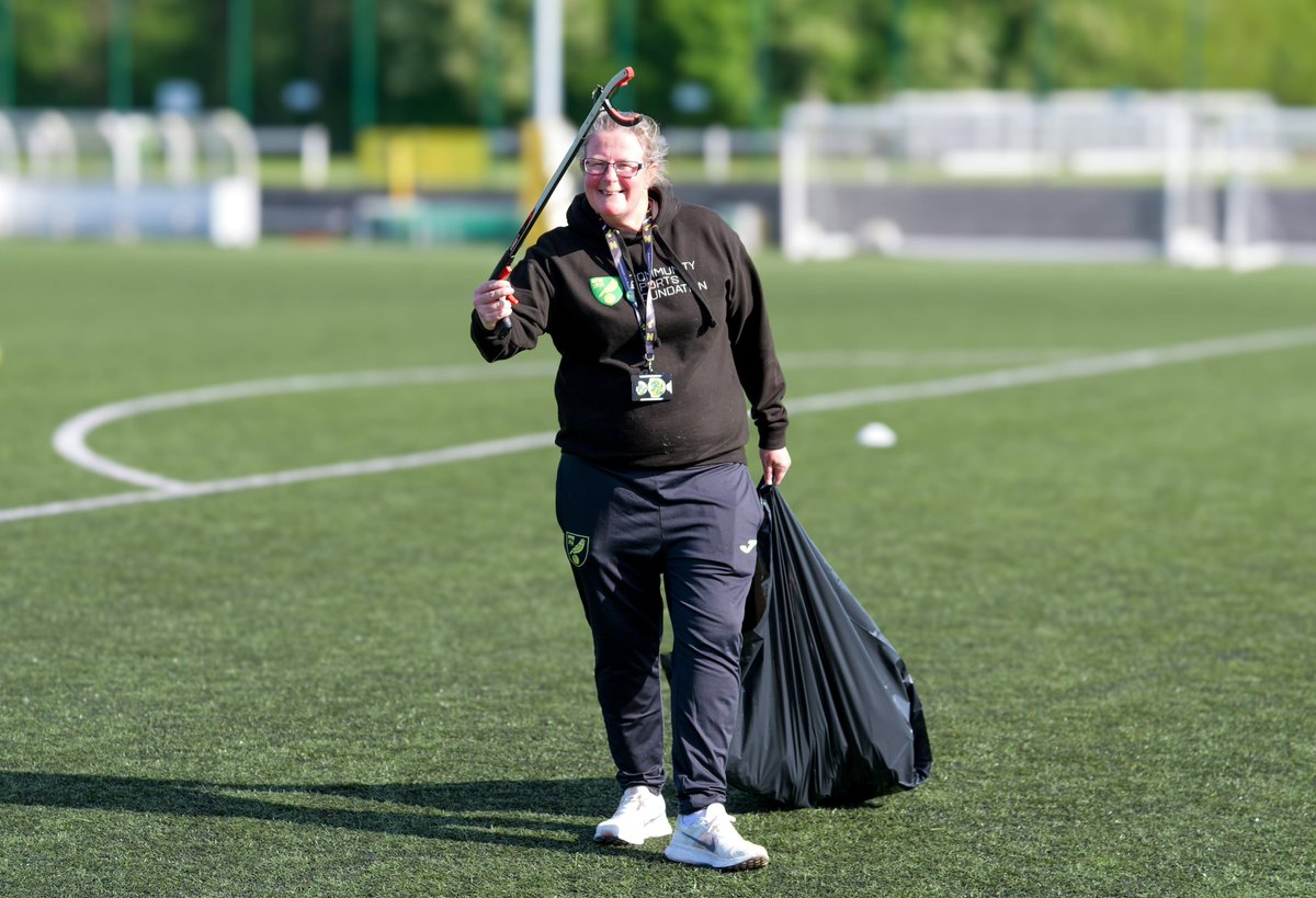 TheNestCSF's tweet image. 𝗚𝗼𝗶𝗻𝗴 𝘁𝗵𝗲 𝗲𝘅𝘁𝗿𝗮 𝗺𝗶𝗹𝗲 😍

Meet Em, our Head G̶r̶o̶u̶n̶d̶s̶k̶e̶e̶p̶e̶r̶ of Fundraising.

At The Nest, going the extra mile isn’t just something we talk about—it’s something we do.

#TheNestNorwich #PitchHire #VenueHire