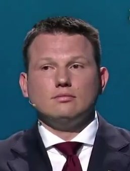 holybrekker's tweet photo. jakos nie moge tego odzobaczyć  

no zarycz no memcen #DebataTVP https://t.co/VHIiSNkTSt