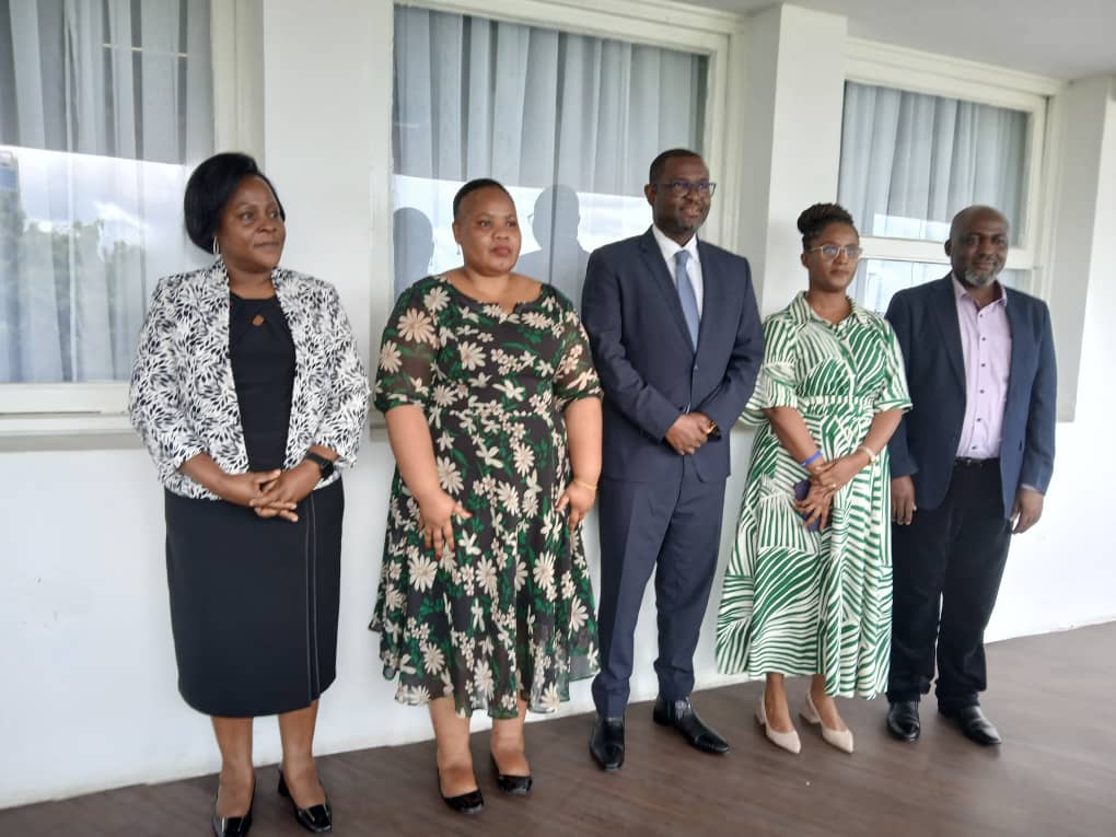 Mwanasheria Mkuu wa Serikali Mhe. Hamza S. Johari  ameongoza kikao cha saba cha jopo la Ithibati,  kujadili na kupitisha  maombi ya Wasuluhishi, Wapatanishi, Waendesha Maridhiano na Waendesha Majadiliano nchini, kikao kilichofanyika tarehe 12 Mei, 2025 jijini Dar es Salaam.