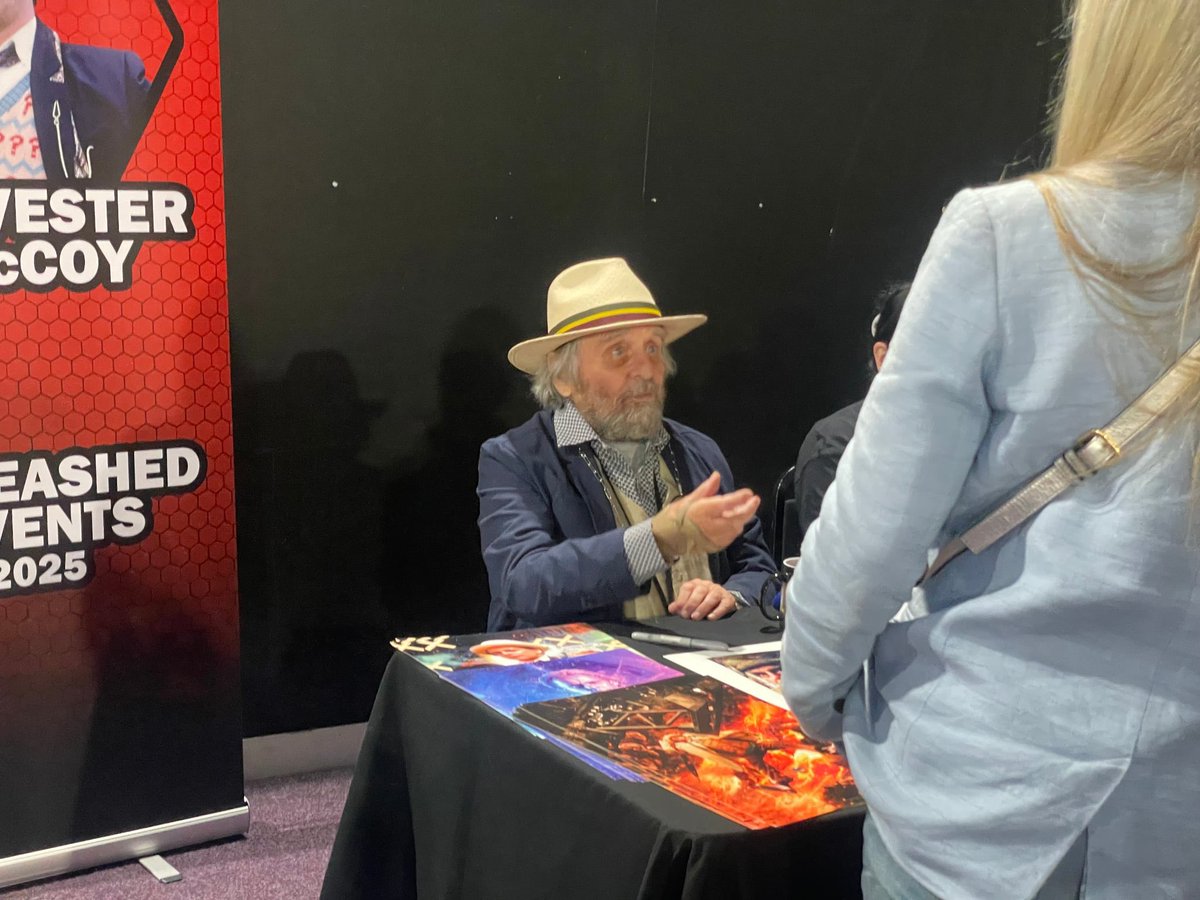 Some shots from yesterday’s Unleashed event via Deb Waters. #sylvesterontour