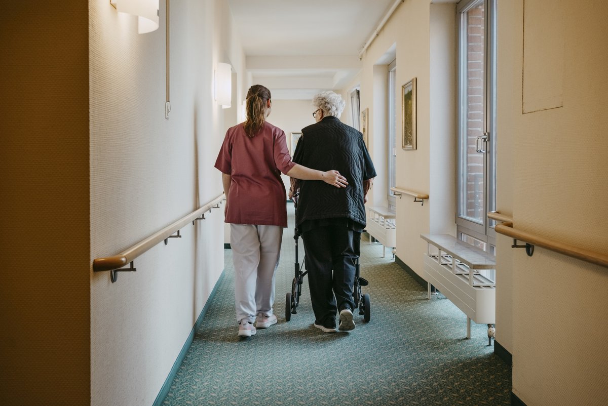 StanfordHealthPolicy (@stanfordhp) on Twitter photo U.S. healthcare orgs are filing for bankruptcy at record rates = ⬆️⬆️ in staff turnover & harm to patients, particularly those in nursing homes. New @NBER paper by SHP's <a href="/AdrienneSabety/">Adrienne Sabety</a> indicates residents are more likely to be hospitalized 30 days after having been admitted to U.S. healthcare orgs are filing for bankruptcy at record rates = ⬆️⬆️ in staff turnover & harm to patients, particularly those in nursing homes. New @NBER paper by SHP's <a href="/AdrienneSabety/">Adrienne Sabety</a> indicates residents are more likely to be hospitalized 30 days after having been admitted to