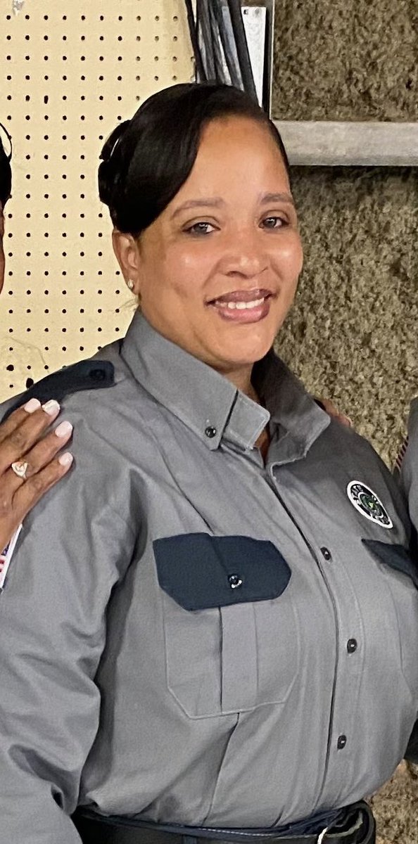 Jason Miles (@jmileskhou) on Twitter photo “Her children were her top priority.” Only on <a href="/KHOU/">KHOU 11 News Houston</a> at 6:00: Colencia Davidson’s family speaks w/me about the mother of 10 (and TDCJ officer) ambushed and killed last week in her front yard allegedly by the father of most of her kids. Background: khou.com/article/news/c… #khou11 “Her children were her top priority.” Only on <a href="/KHOU/">KHOU 11 News Houston</a> at 6:00: Colencia Davidson’s family speaks w/me about the mother of 10 (and TDCJ officer) ambushed and killed last week in her front yard allegedly by the father of most of her kids. Background: khou.com/article/news/c… #khou11