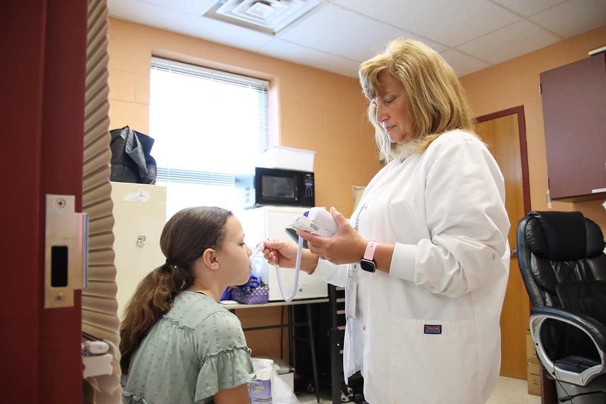 The Kentucky Department of Education’s School Health Branch is making strides to help schools in the areas of nutrition, health services and physical activity.

Read more: bit.ly/KDESchoolHealt…