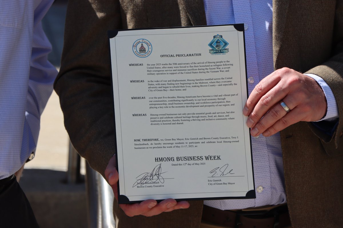Mayor Genrich (@mayorofgreenbay) on Twitter photo Today, Mayor Genrich was proud to join <a href="/BrownWIExec/">Troy Streckenbach</a> & <a href="/amaadair/">Amaad Rivera-Wagner</a> in declaring May 11–17, 2025 as Hmong Business Week! Let’s celebrate & support the vital contributions of Hmong-owned businesses across Green Bay and Brown County. Today, Mayor Genrich was proud to join <a href="/BrownWIExec/">Troy Streckenbach</a> & <a href="/amaadair/">Amaad Rivera-Wagner</a> in declaring May 11–17, 2025 as Hmong Business Week! Let’s celebrate & support the vital contributions of Hmong-owned businesses across Green Bay and Brown County.