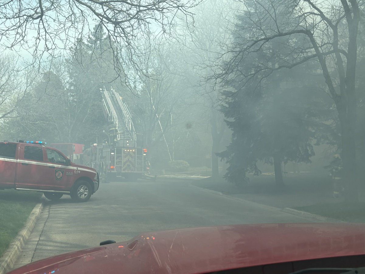 BFES crews are actively engaged in a residential structure fire in the area of Ramsgate Ct and Carnforth Rd. closures in effect please avoid the area. <a href="/ChiefRuller/">Chief Nick Ruller</a> <a href="/BPFFA1068/">Brampton PFFA</a> ^mg
