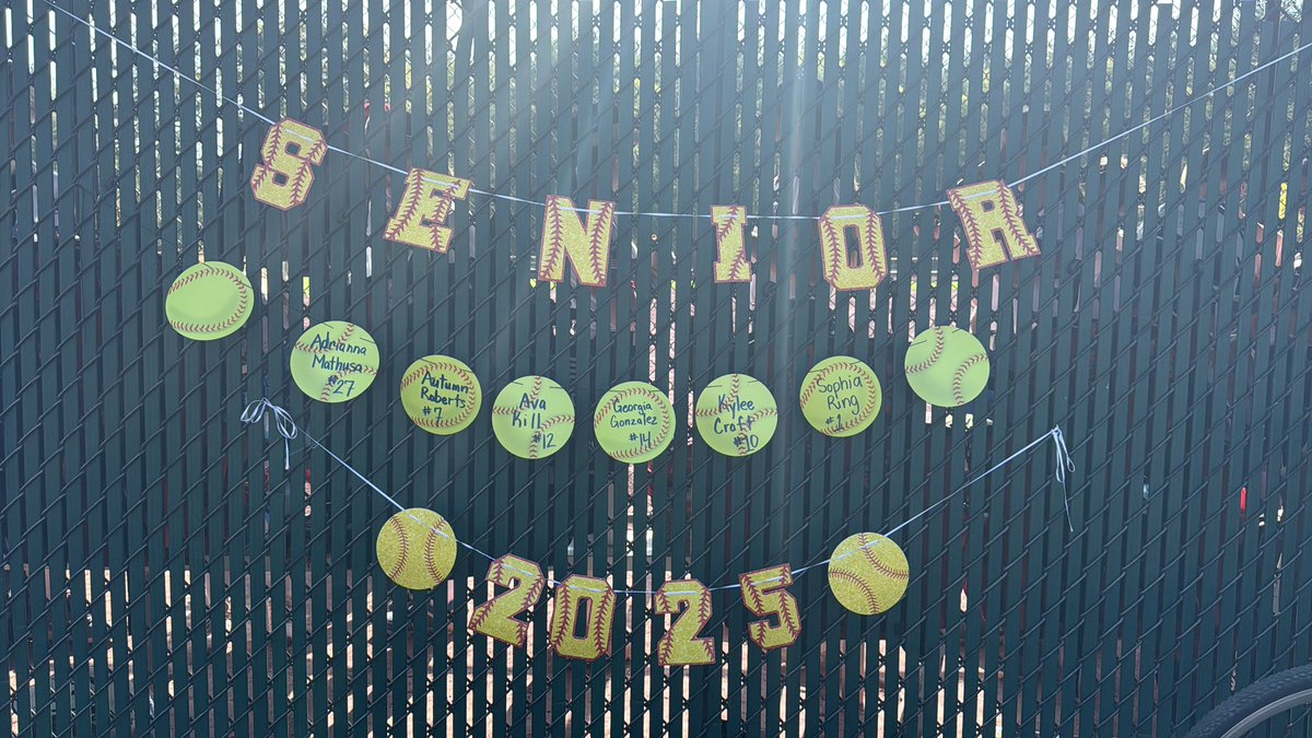 Congrats to our 2025 Softball Seniors!