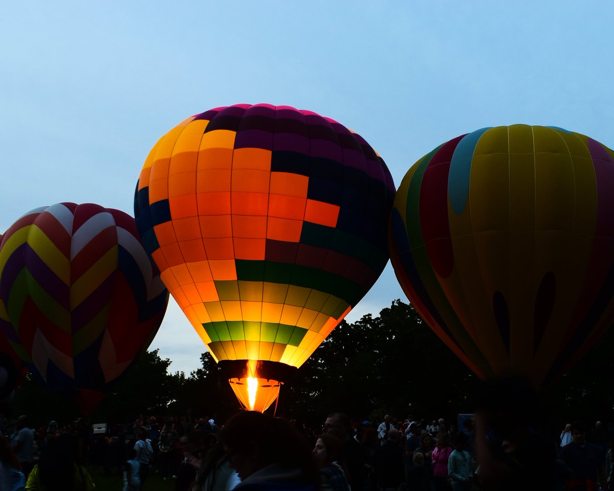 Sky Glow was a blast! Thanks to everyone who came out for the glow, the music, and the hot air balloons. Shoutout to the pilots and our awesome team for making the night a success.
#skyglow #henricoskyglow #hotairballoon