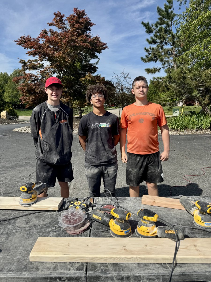 WHSCaneFB's tweet image. Thank you to the Sophomore leadership council members for setting up their community service project with Sleep in Heavenly Peace this past Saturday. Thank you to Issac, Rodney, and Colton for showing up”It was a great learning experience” says Rising sophomore Rodney Goings.