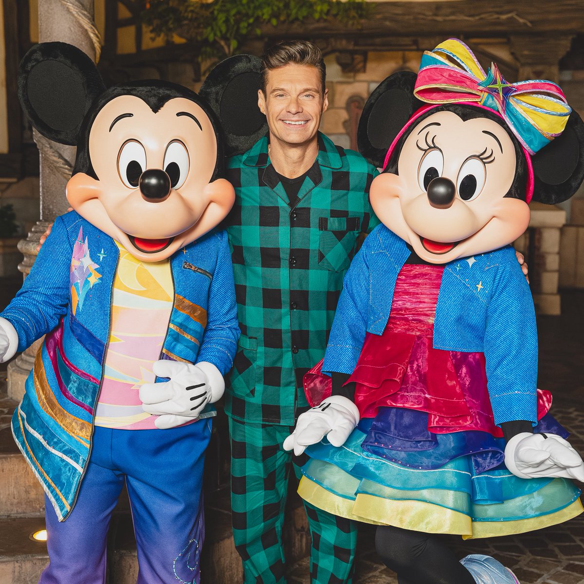 RyanSeacrest's tweet image. The #Idol contestants are chasing their dreams… and I apparently can’t wake up from mine. Tune in to #AmericanIdol's Disney Night TONIGHT to see what this is all about!