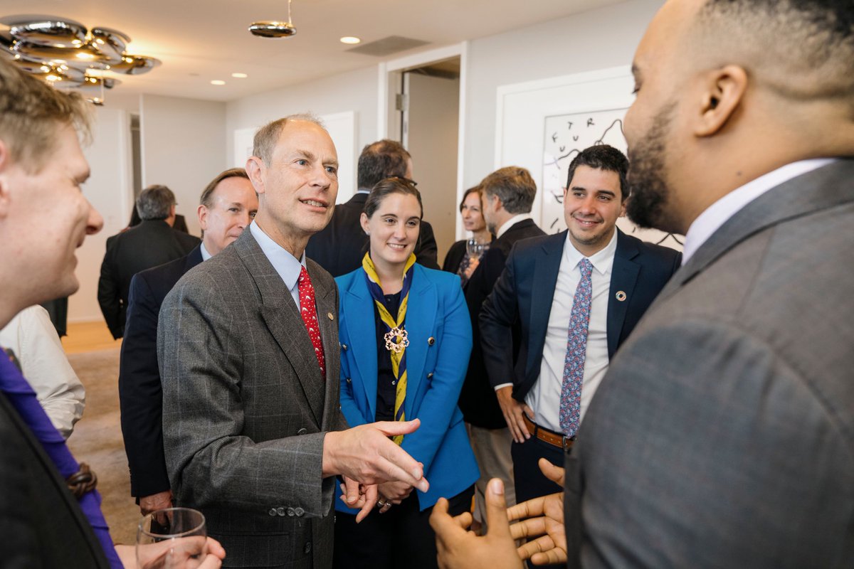 UN Youth Office (@unyouthaffairs) on Twitter photo 2 weeks ago, ASG @FelipePaullier met with HRH The Duke of Edinburgh to discuss the importance of informal education for youth 🧠 We're excited to collaborate with <a href="/intaward/">International Award</a> to expand opportunities and reach more young people worldwide!
#YouthLead #InformalEducation 2 weeks ago, ASG @FelipePaullier met with HRH The Duke of Edinburgh to discuss the importance of informal education for youth 🧠 We're excited to collaborate with <a href="/intaward/">International Award</a> to expand opportunities and reach more young people worldwide!
#YouthLead #InformalEducation