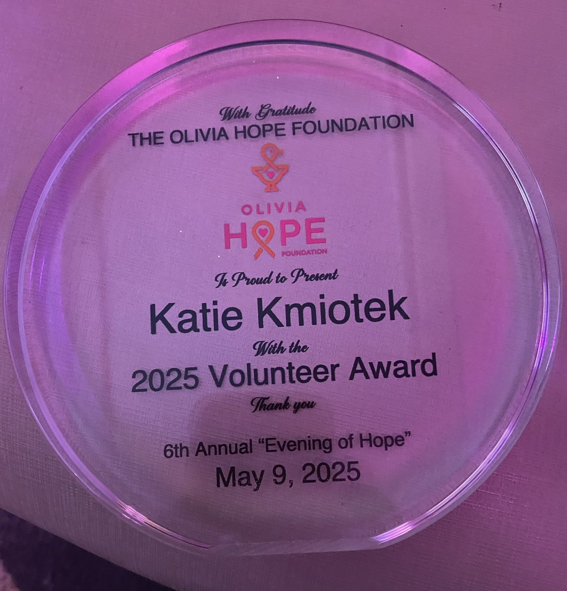 This past Friday, I had the privilege of volunteering at the OHF’s Gala for the 2nd year in a row where I presented a donation to help families battling childhood cancer. I was grateful to be  awarded for my volunteer services. <a href="/NJPrideGold/">NJ Pride Softball</a> 
instagram.com/p/DJjgwR5JbQj/…