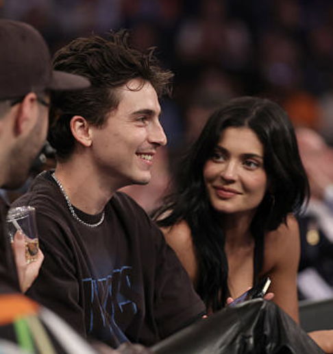Find someone who looks at you the way Kylie Jenner looks at Timothee Chalamet