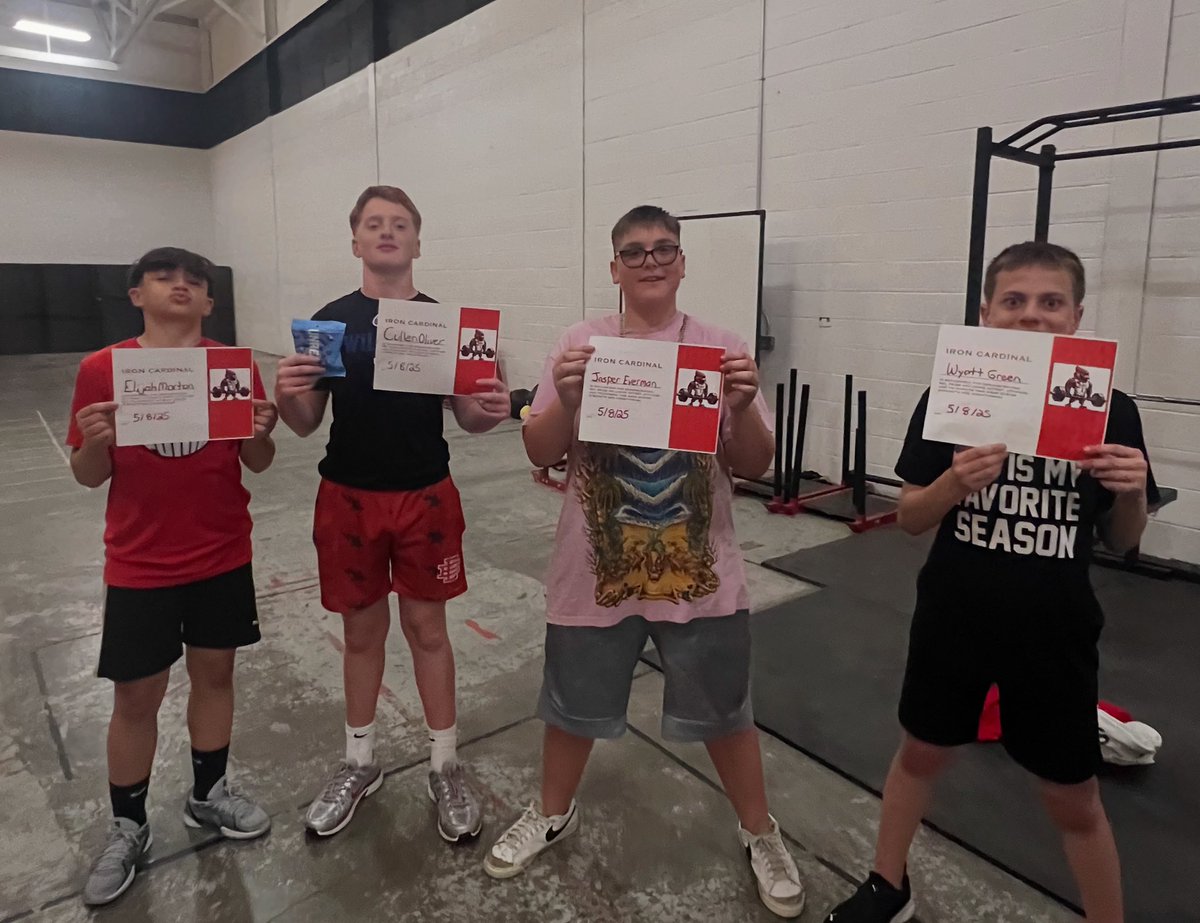 RDC Jr. High Cardinal Football (@rdccardsfball) on Twitter photo Congrats to Week 8 and 9 incoming 7/8th grade IRON CARDINALS: Elijah Morton (left), Cullen Oliver, Jasper Everman, Wyatt Green (right)!💪
#RDCPRIDE #WeNotMe #IRONCARDINAL <a href="/GRCHS_Football/">George Rogers Clark Football</a> Congrats to Week 8 and 9 incoming 7/8th grade IRON CARDINALS: Elijah Morton (left), Cullen Oliver, Jasper Everman, Wyatt Green (right)!💪
#RDCPRIDE #WeNotMe #IRONCARDINAL <a href="/GRCHS_Football/">George Rogers Clark Football</a>