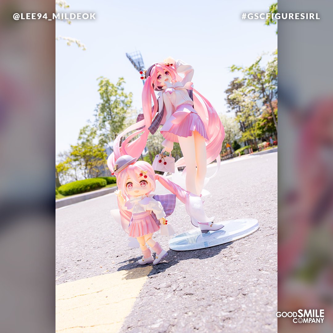 A beauty that blooms beyond spring. Sakura Miku: Hanami Outfit Ver. brings charm to every season, and her Nendoroid Doll is just as lovely! Thank you for these gorgeous pics, lee94_mildeok on IG!

Don't forget to use #GSCFiguresIRL to have yours featured!

#SakuraMiku #goodsmile