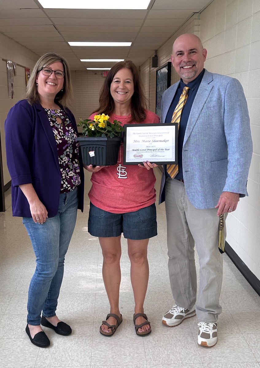 South Central <a href="/MOASSP/">MoASSP</a> 

Today SC surprised Mrs. Marie Shoemaker, Principal at Cuba Middle School, with the Middle Level Principal of the Year Award!

Mrs. Shoemaker is a dedicated leader, mentor, and role model—well-deserving of this recognition.

Congratulations, Mrs. Shoemaker!