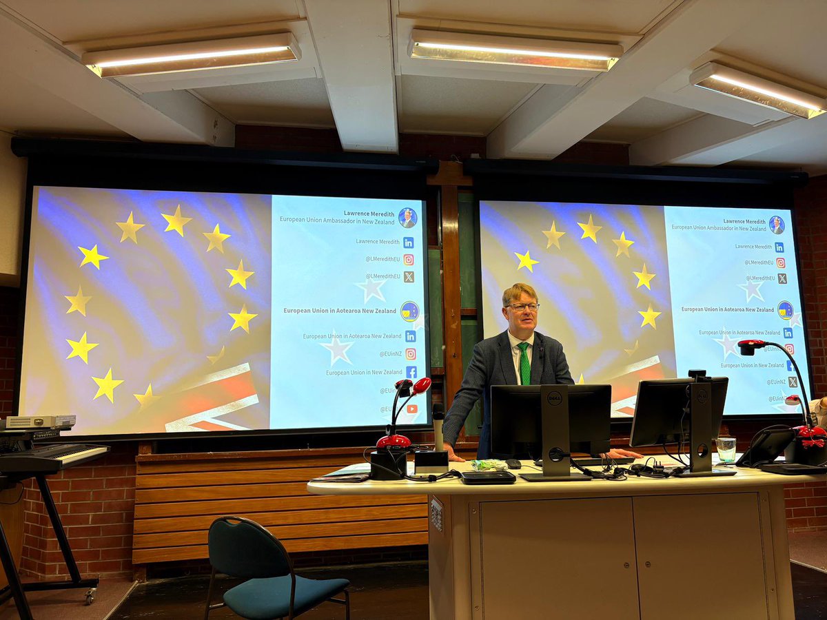 LMeredithEU's tweet image. Enjoyed a lively discussion with students at @VicUniWgtn on international security and defence.
In a fast-changing security environment,๐ช๐บ&๐ณ๐ฟ are stepping up:boosting defence capabilities, deepening partnerships, standing firmly for our values
#StandWithUkraine #StrongerTogether