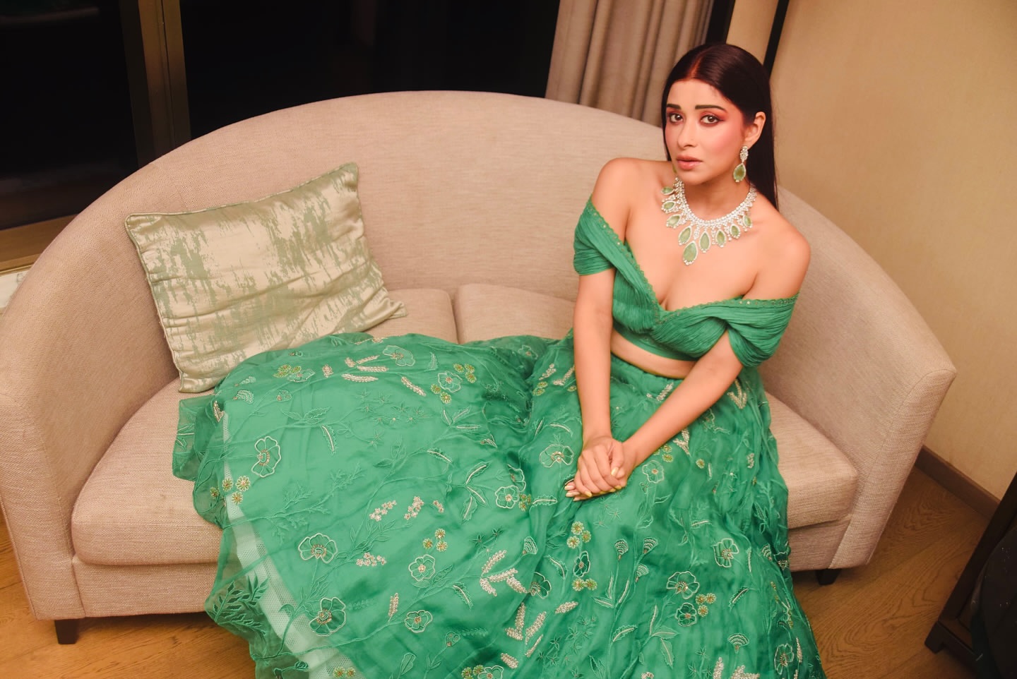 Gqy86xAWgAAh3jq?format=jpg&name=large