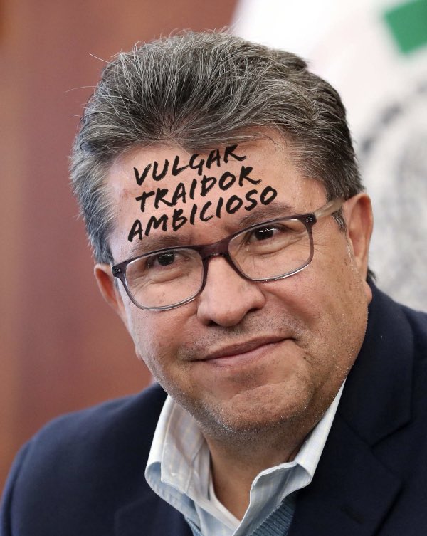 <a href="/Gustavo_DiazU/">Gustavo Díaz</a> <a href="/PartidoMorenaMx/">Morena</a> <a href="/RicardoMonrealA/">Ricardo Monreal A.</a>