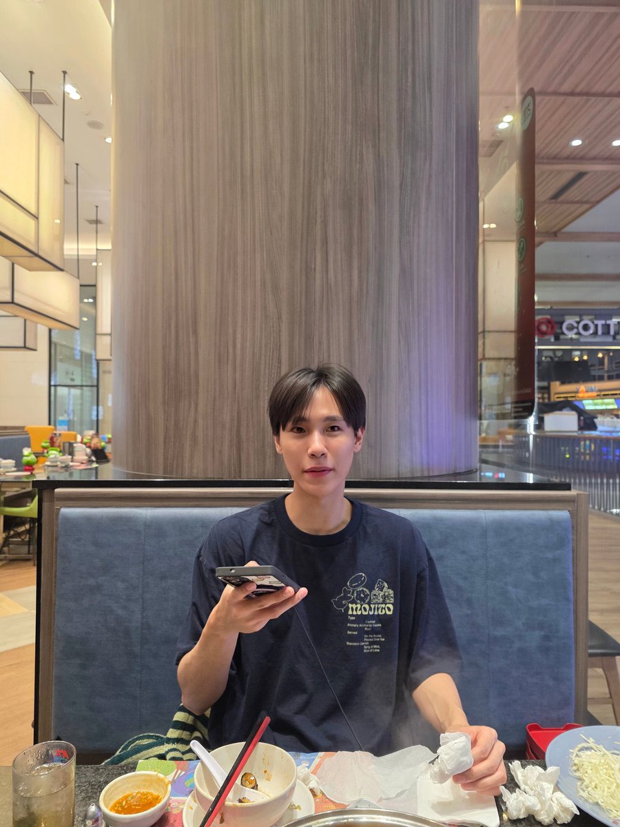 โห หนุ่มตี๋ที่ใฝ่ฝันมาก 😭