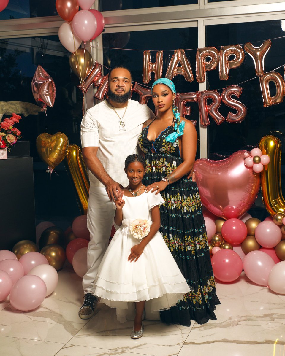 MsJoseline's tweet image. #mother I wish I had a relationship with you! Also my aunts my grandma my brothers and sister! As I pray every day to reconcile I push with the family that I built outside of my mother's house! Time heals and telling my story will put things into perspective! Happy Mother's Day…