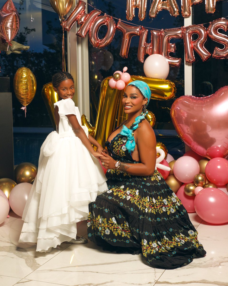 MsJoseline's tweet image. #mother I wish I had a relationship with you! Also my aunts my grandma my brothers and sister! As I pray every day to reconcile I push with the family that I built outside of my mother's house! Time heals and telling my story will put things into perspective! Happy Mother's Day…