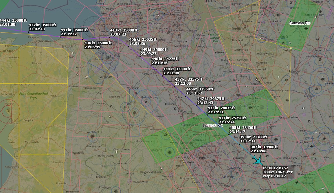 Andyyyyrrrr's tweet image. 23:16 SAM 47 USAF C-32/A (757)
Departed from Andrew's Air Force Base (JB Andrew's) #KADW Inbound RAF Mildenhall for a Gas Stop #EGUN.
Descending FL150 and With London.
Working London Control 130.930
#SAM47 Tail : 09-0017