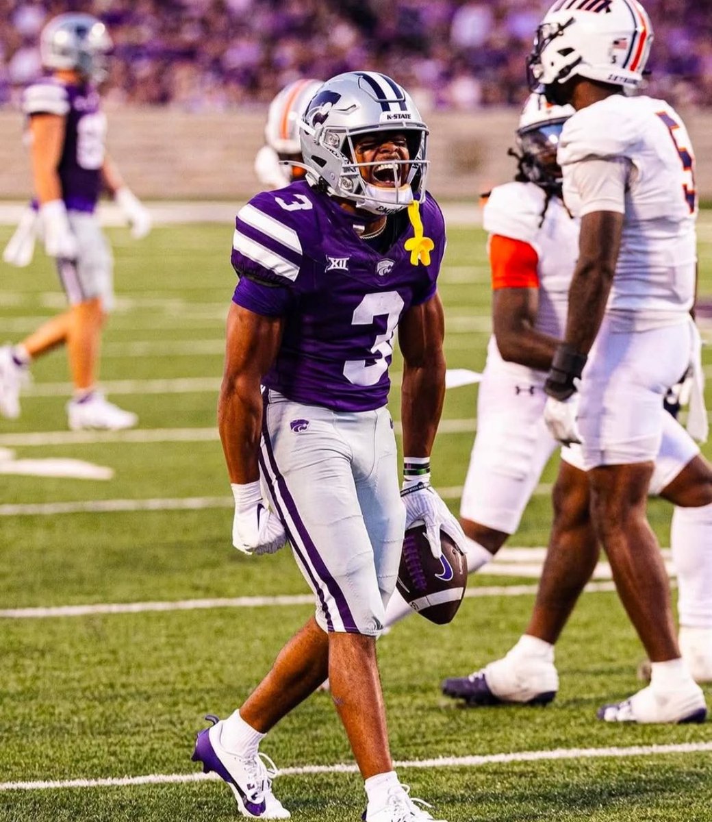 Antayvious “Tay” Ellis✝️ (@antayviousellis) on Twitter photo #AGTG blessed to receive an offer from Kansas State ❤️💯 . #kstatefootball #Emaw <a href="/coachlukewells/">Luke Wells</a> <a href="/CoachReed10/">Josiah Reed, M.Ed</a> <a href="/CarlosLynn/">Carlos Lynn</a> <a href="/CoachEShon/">Coach Eric Shon</a> <a href="/CoachHill17/">DeAundre Hill</a> <a href="/drobalwayzopen/">David Robinson</a> <a href="/TShaw5550/">MTurner</a> <a href="/Arielle_turner5/">Arielle</a> #AGTG blessed to receive an offer from Kansas State ❤️💯 . #kstatefootball #Emaw <a href="/coachlukewells/">Luke Wells</a> <a href="/CoachReed10/">Josiah Reed, M.Ed</a> <a href="/CarlosLynn/">Carlos Lynn</a> <a href="/CoachEShon/">Coach Eric Shon</a> <a href="/CoachHill17/">DeAundre Hill</a> <a href="/drobalwayzopen/">David Robinson</a> <a href="/TShaw5550/">MTurner</a> <a href="/Arielle_turner5/">Arielle</a>