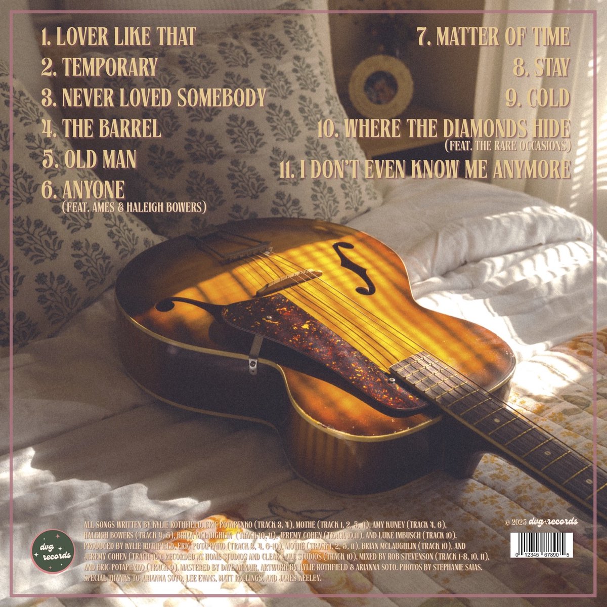 IT’S FINALLY OUT!!! 🎉 Making this album has been one of the most challenging &amp; rewarding experiences of my entire life. I am SO honored to be able to finally share it with you 💗💗 #loverlikethat #newmusic 
Listen here: ffm.to/kr_loverliketh…