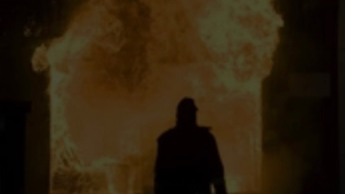 chowellz's tweet photo. We don’t blame people who jump to their death, from burning buildings, with suicides, we just don’t see the flames #BeKind #SuicideAwareness #TalkingHelps https://t.co/9qHB3CRYa7