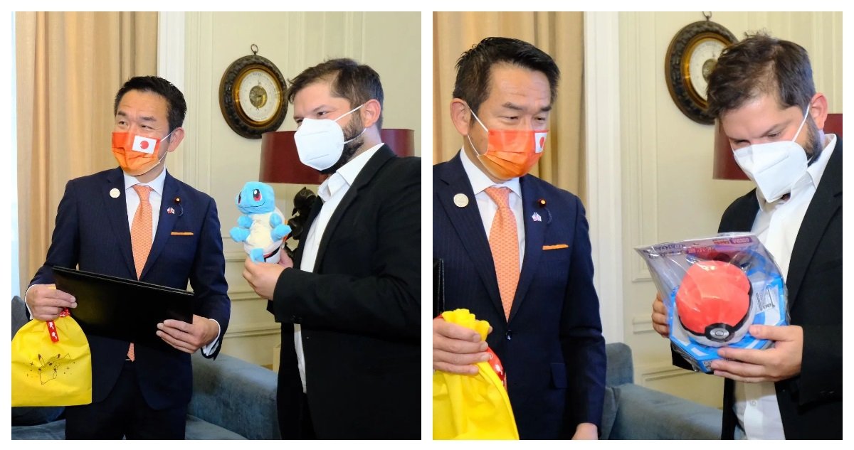 Andres_lat_'s tweet photo. Como no olvidar cuando el ministro de Japón le regaló una pokebola y un squirtle al presidente Gabriel Boric.
De que tanto webean por que él habla de Toriyama y Dragón Ball estos pobres fachos si su cultura es el genocidio? 😂
🌳🇨🇱🌳🇨🇱🌳🇨🇱🌳🇨🇱🌳🇨🇱🌳🇨🇱🌳🇨🇱🌳 https://t.co/59DpRH7mWO