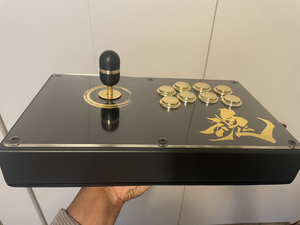 <a href="/goldenlever/">ASI</a> setup from ASI in an <a href="/AllFightSticks/">AllFightSticks 🕹️</a> 14”case. Crown Samducksa MX buttons. K levers are absolutely fire for tekken!!