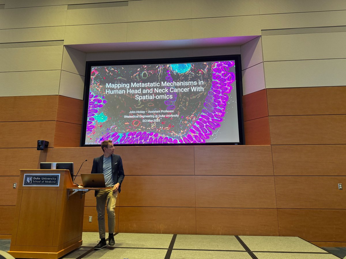 TheGregoryLab's tweet image. Closing the 2nd #DukeSCIRIP Colloquium, @DukeMedSchool #SpatialBio talks cont'd... @PatelLab_Duke of @Dukeneurosurg on #GBM & #Xenium; @CrosbyLabatDuke of @DukeSurgery on Xenium & #PDAC in #liver; and @johnhickey22 of @DukeUBME on #SpatialOmics in #NeckCancer & #BrainCancer🧬🧠🥼