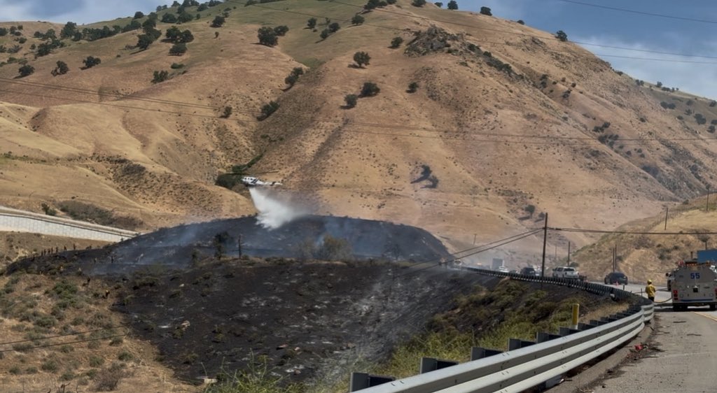***UPDATE***
The far left lane of north and southbound I-5 will be closed for an unknown duration. Emergency and fire crews are still on scene ensuring the fire stays extinguished. As you travel through the area, traffic will be heavy due to the lane closures.