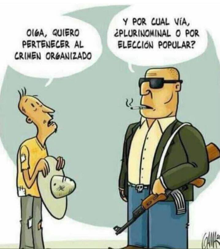 Como apoyo a la Gobernadora de BC todos los #Gobiernicolas del <a href="/PartidoMorenaMx/">Morena</a> deberían romper sus visas del país neoliberal, y también deberían prohibirles la entrada a los políticos gringos a México. Para que vean lo que se siente dejar de venir de compras a Tijuana 😂😂😂
