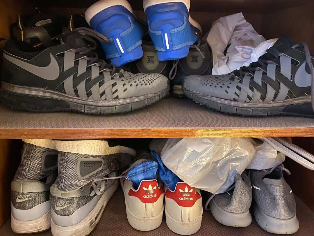 ♻️👟♻️RT GAME TIME!!♻️👟♻️

$3/$3/$3
2 Comments max
60 minutes

Starting the week off right, with a drain for Dumbass! Use your Comments to tell him what you'd love to do to his sneakers here, don't hold back!