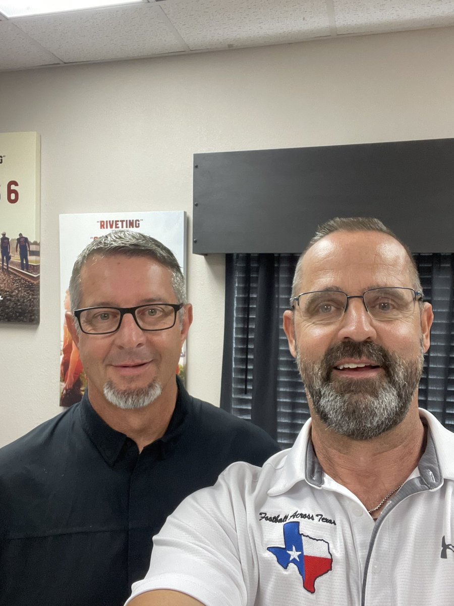 fbacrosstexas's tweet image. Good time visiting today with head football coach/superintendent for Strawn ISD, Dewaine Lee. Strawn has racked up 5 state championships in football under his leadership. We discuss a wide variety of topics, including the documentary filmed with the Strawn football program, Texas…