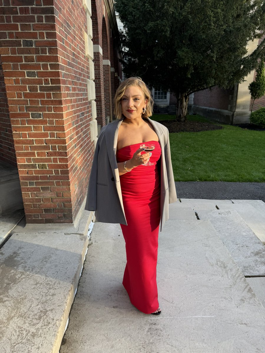 buttonista tweet media