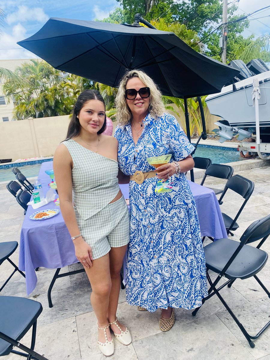 Regla2012's tweet image. Late post .My Mother’s Day!!!🙏😘❤️