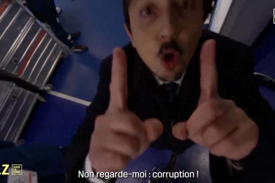 DALLAS EN 1
SPURS EN 2 

LA CORRUPTION !!!!