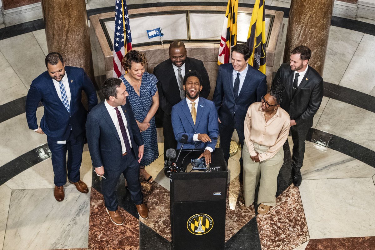Jessica Gallagher (@jessmgallagher) on Twitter photo Mayor Brandon Scott laughs before speaking at a press conference announcing the Housing Options and Opportunity Act at City Hall, in Baltimore, Monday, May 12, 2025.
Read <a href="/MsHallieMiller/">Hallie Miller</a> and <a href="/emilyopilo/">Emily Opilo</a> story here —> thebaltimorebanner.com/community/hous… Mayor Brandon Scott laughs before speaking at a press conference announcing the Housing Options and Opportunity Act at City Hall, in Baltimore, Monday, May 12, 2025.
Read <a href="/MsHallieMiller/">Hallie Miller</a> and <a href="/emilyopilo/">Emily Opilo</a> story here —> thebaltimorebanner.com/community/hous…