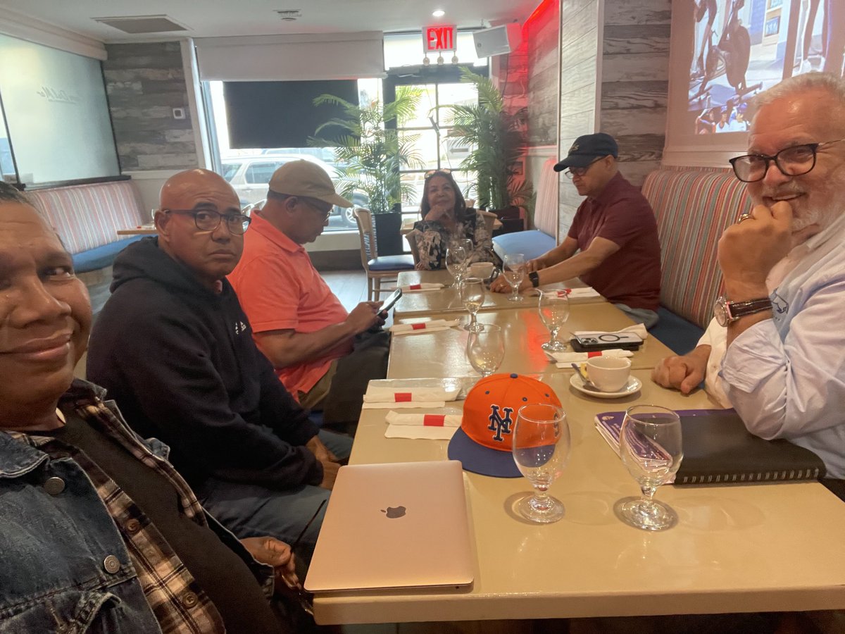 El PLD de New York/Bronx- Planificando actividades. Hoy Mayo 12,2025
Luis Lithgow, José A. Montesinos, Pedro P. Zorrilla, Arismendy Gonzales, Josefina Jimenez…