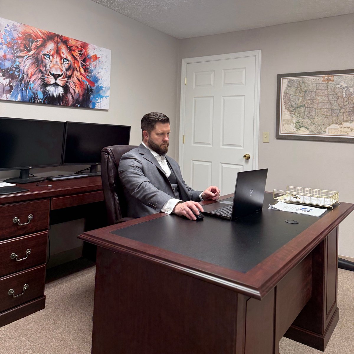 Parents &amp; players assume I train soccer players for a living. It occurred to me that most ppl have no clue I own 2 companies and have significant shares in 2 others. 

This is my office where I spend most of my time. Soccer is my fun &amp; refuge. 

#Entrepreneur #business