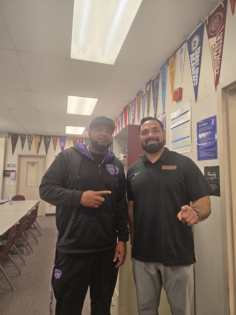 Coach McCray (@coachmaccatsfb) on Twitter photo Thank you Willamette Football and <a href="/CoachMagana/">Coach Magaña</a> for stopping by today and talking with our guys. We appreciate it! <a href="/FHSAthletics2/">Franklin Wildcat Athletics</a> <a href="/catsfb/">Franklin-EG Football</a> Thank you Willamette Football and <a href="/CoachMagana/">Coach Magaña</a> for stopping by today and talking with our guys. We appreciate it! <a href="/FHSAthletics2/">Franklin Wildcat Athletics</a> <a href="/catsfb/">Franklin-EG Football</a>