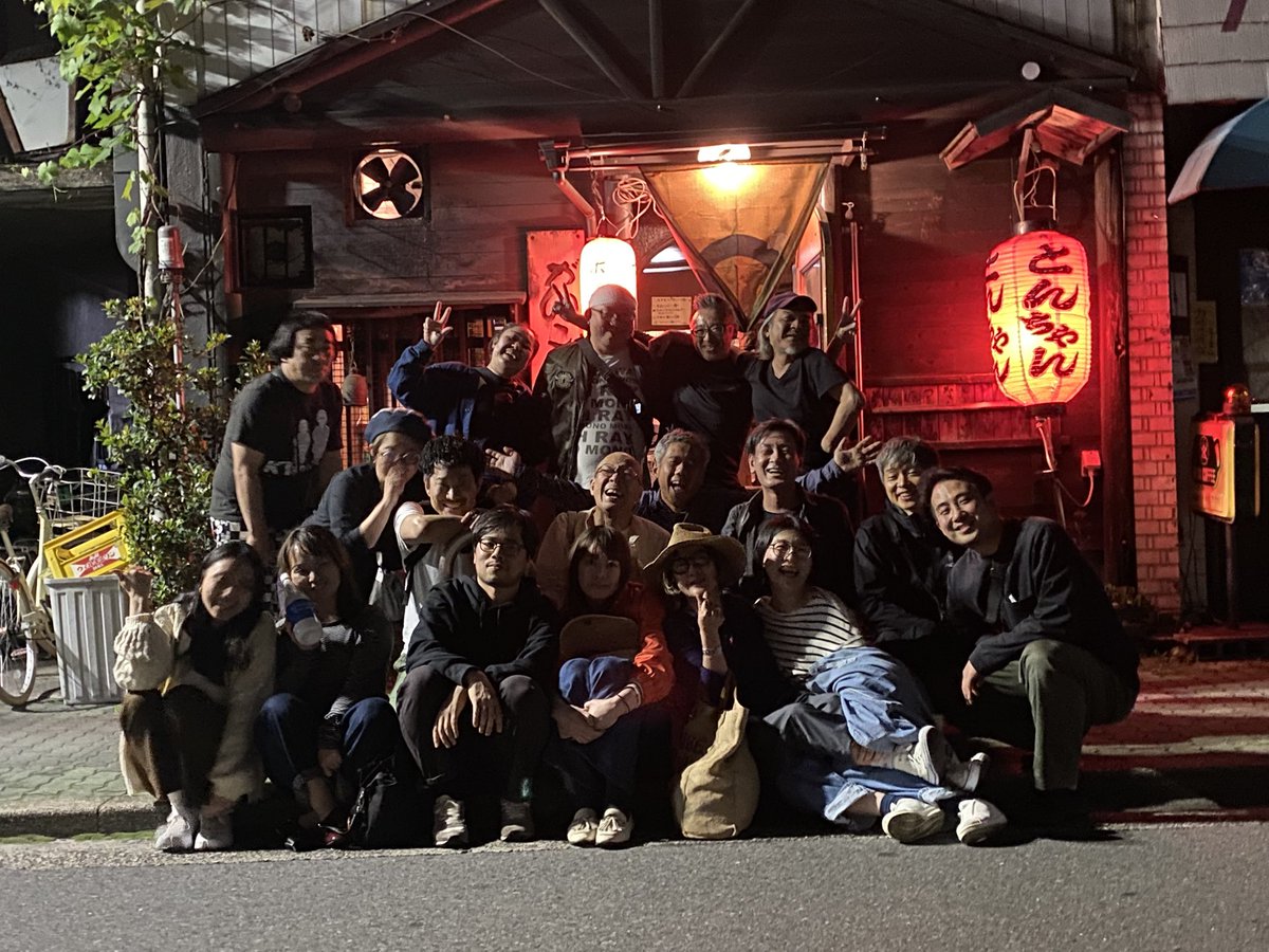 歯ブラシくわえたままの寝落ち。
今からシャワーして
速攻仕事に向かいます。
大人って、楽しい…！！！💨💨💨